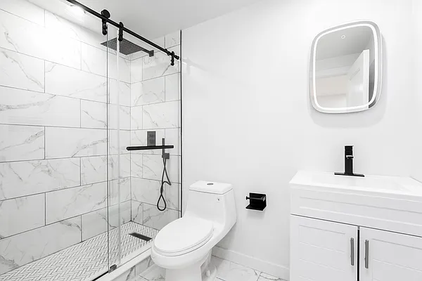 Rented by Platinum Properties | media 18