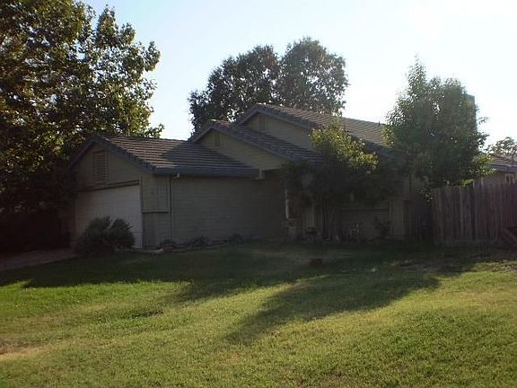 3rd image of 188 S Emerald Oak Dr