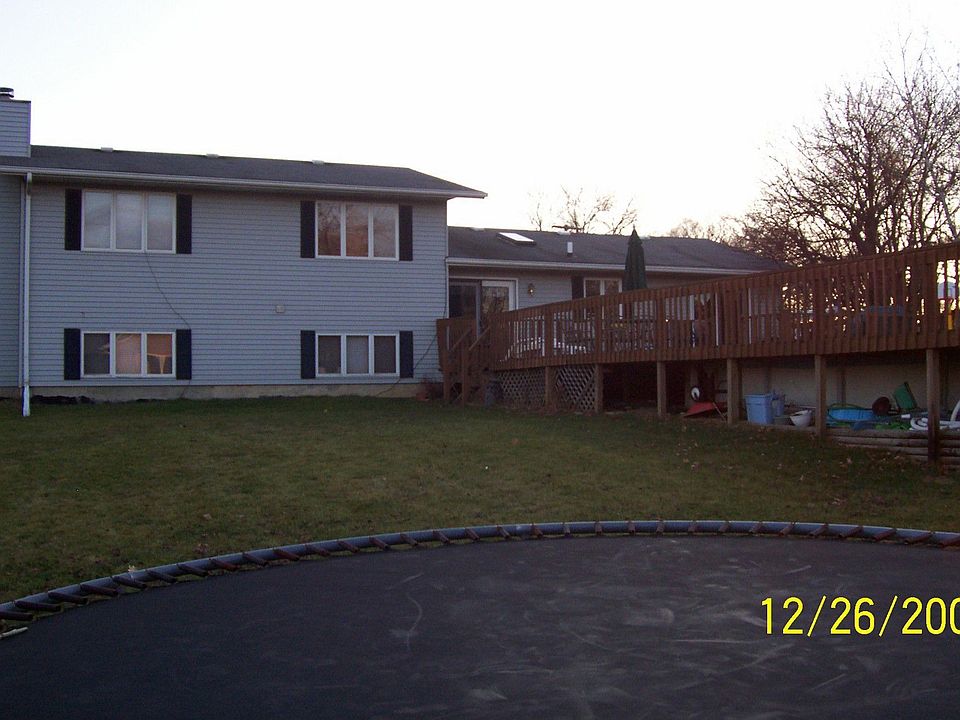 2nd image of 501 E Benton St