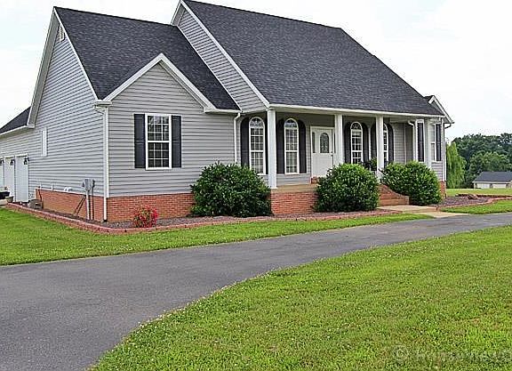 4th image of 567 Carolina Pl