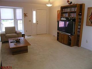 3rd image of 1156 Castle Gate Villas Dr