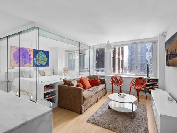 322 West 57th Street image 1 of 5