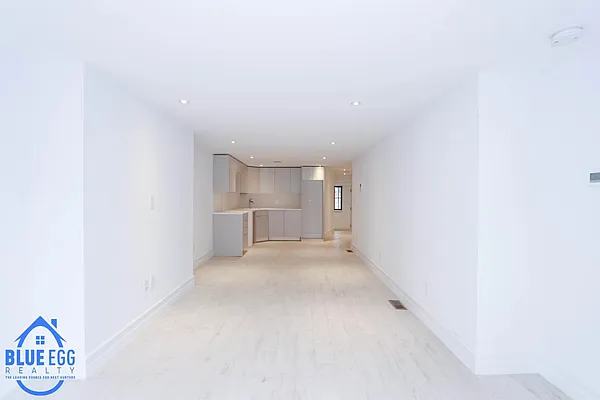 Rented by Blue Egg Realty Corp | media 52