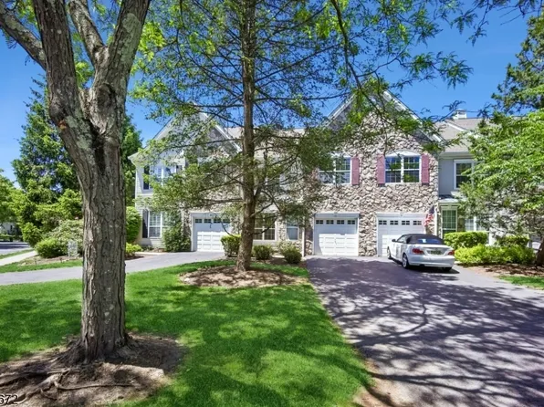 72 Dorchester Dr, Bernards Twp., NJ 07920