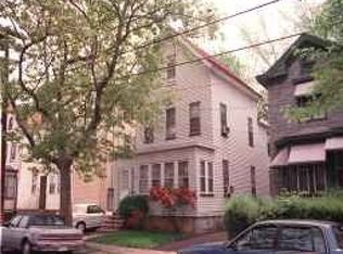 1070 William St, Elizabeth, NJ 07201