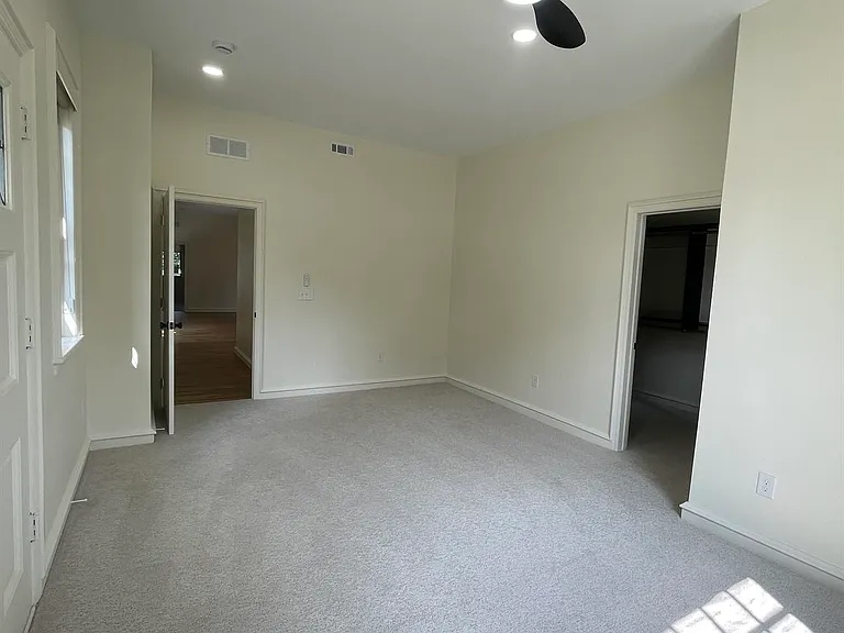 1005 Madison Ave — Photo 39