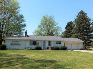 69960 Five Points Rd, Edwardsburg, MI 49112