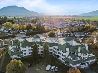 7651 Amber Dr #210, Chilliwack, BC V2R 3J6