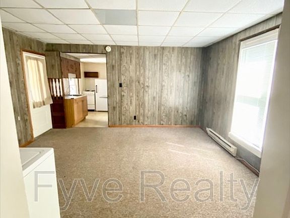 4th image of 244 N Washington St APT 5