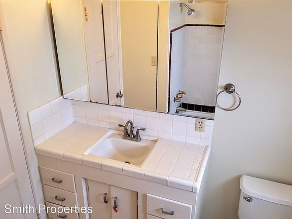 5th image of 715 Avenue D