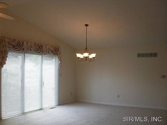 5th image of 90 Sunbeam Dr APT A