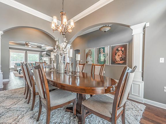 4th image of 5871 Pierce Manse Loop