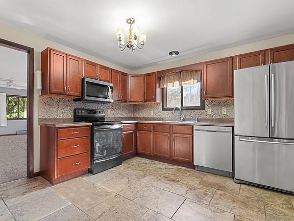 4th image of 1368 Lamerson Ln