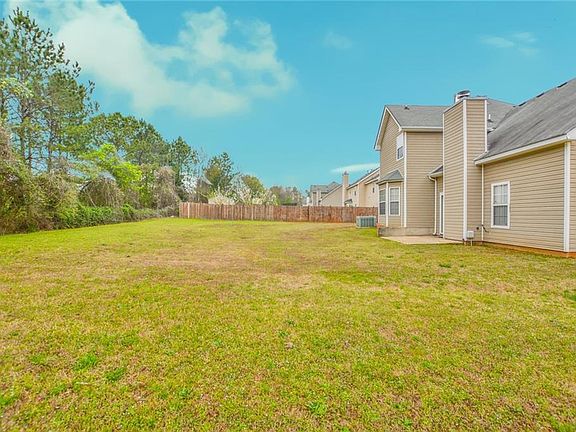 4th image of 4167 Green Field Dr