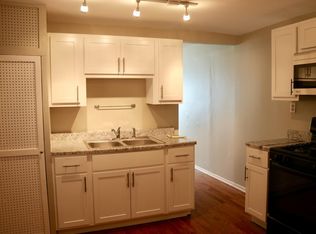 938 W 34th St #GF, Chicago, IL 60608