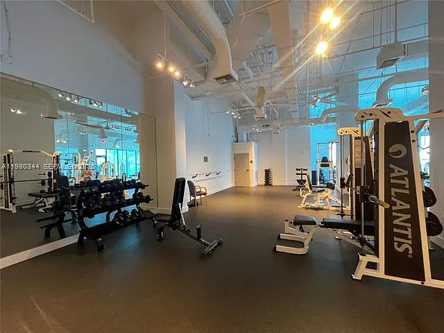 11113 Biscayne Blvd #553 — Photo 31
