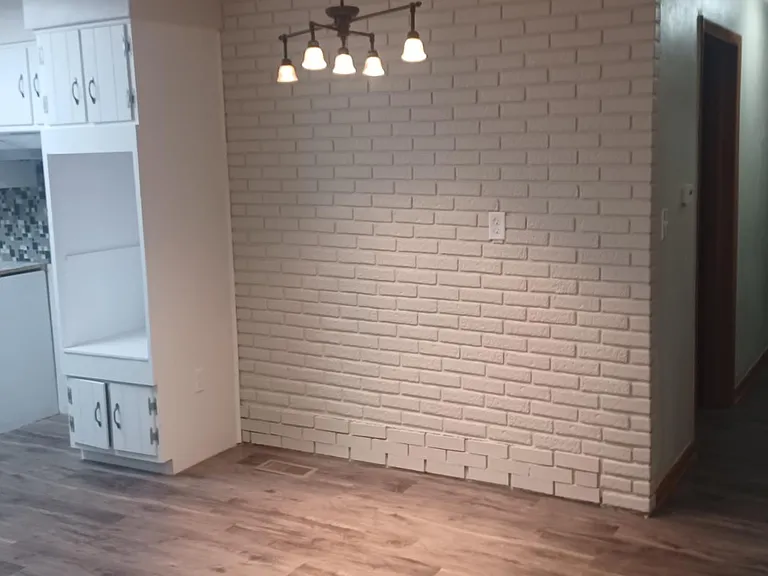 3033 Stardust Dr — Photo 8