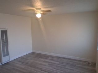 3714 E 55th St #B, Maywood, CA 90270