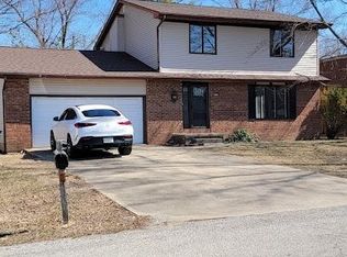 4232 Huston Hills Rd, Decatur, IL 62526