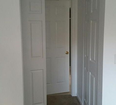 3rd image of 1045 Winters St E