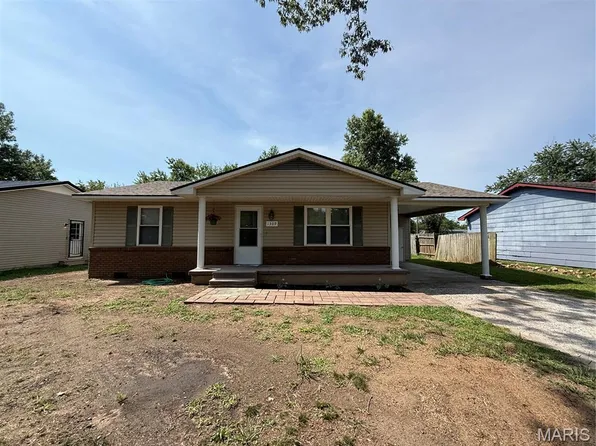 1309 McDougal Ave, Sikeston, MO 63801