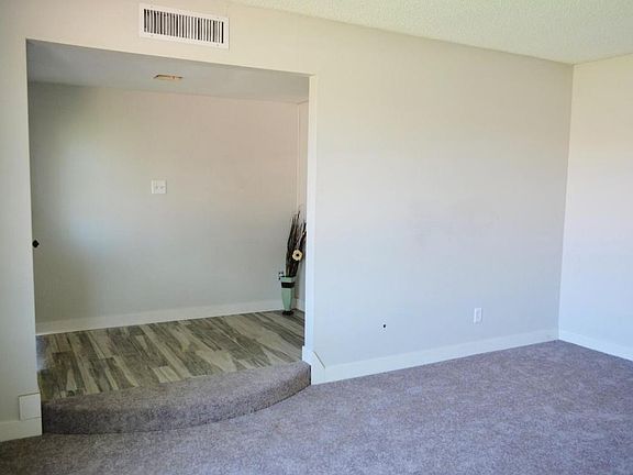 3rd image of 4261 W Townley Ave