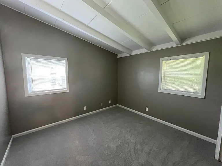 2503 Broadmoor Dr — Photo 12