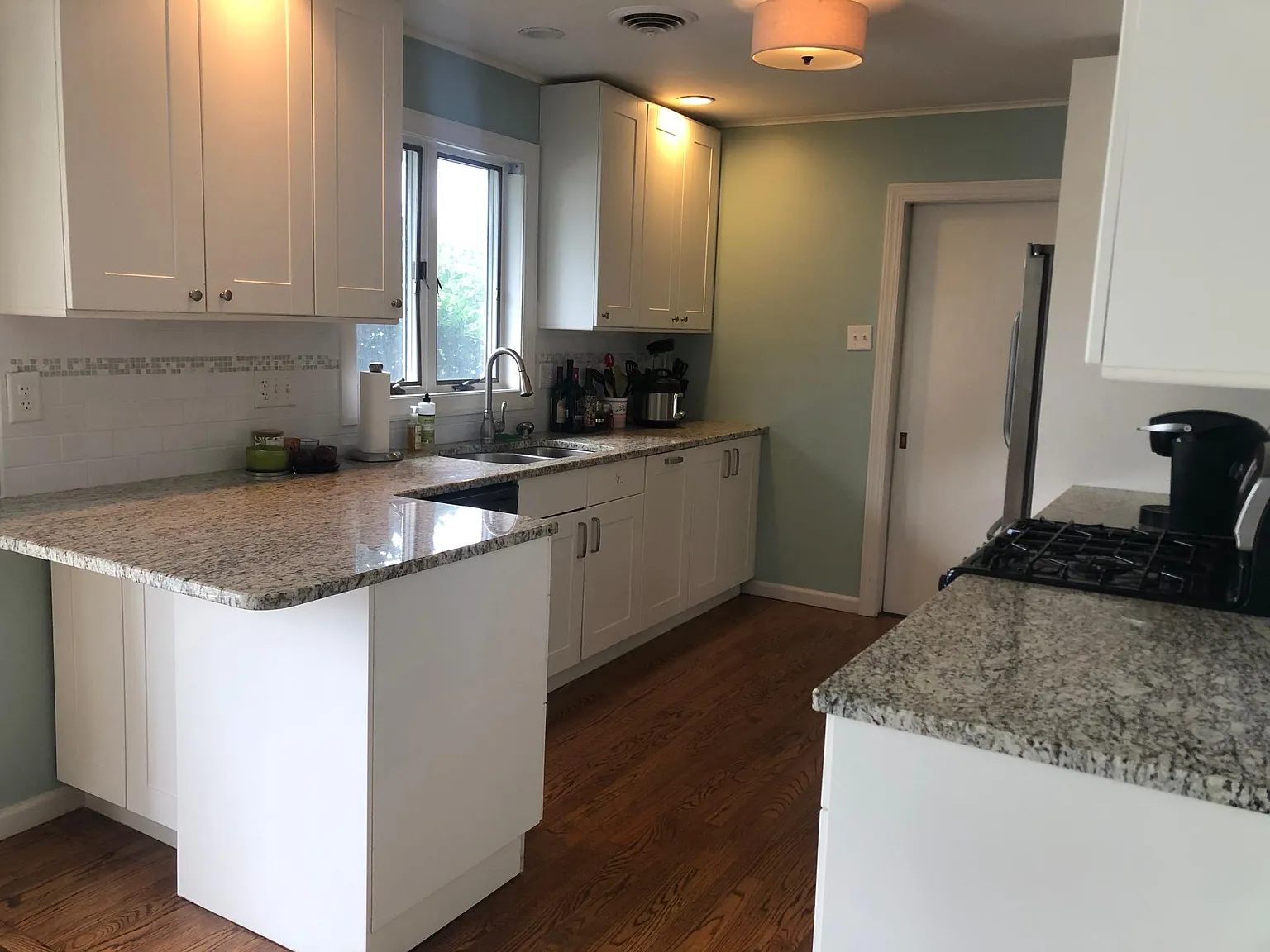 3 bed, 1676 sqft, $2,800 — Photo 2