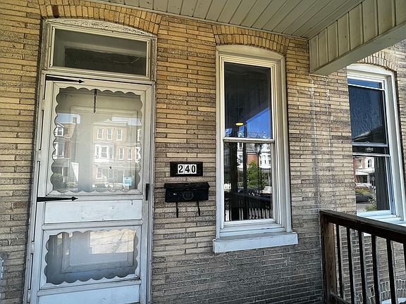 2nd image of 240 W Jackson St #248