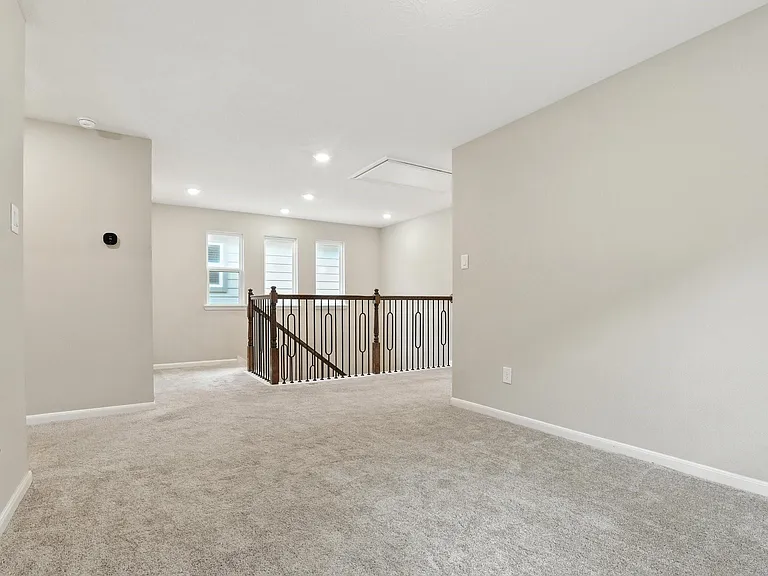 8618 Cedar Plains Ln — Photo 19