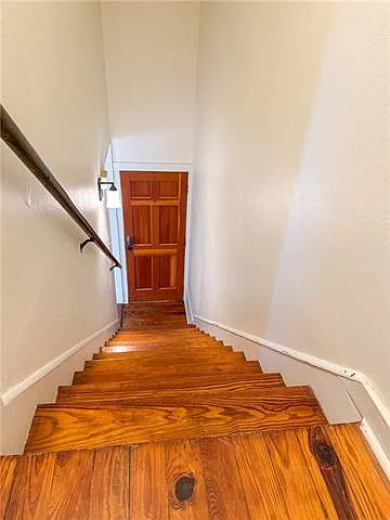 936 Philip St — Photo 10