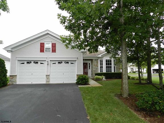 2nd image of 106 Brewster Dr
