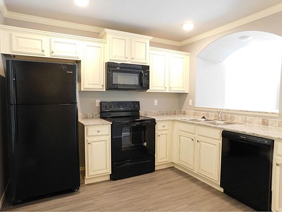 5th image of 2723 Teddy St #C78f65929