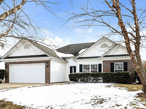 3rd image of 1432 Standish Dr
