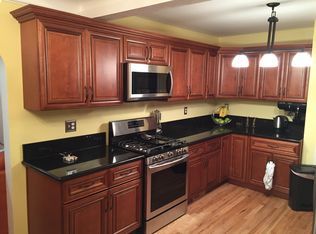 6960 Dacosta St, Dearborn Heights, MI 48127