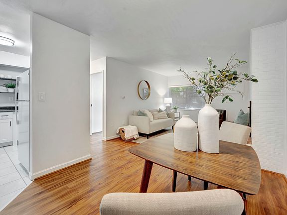 5th image of 4110 E Hale Pkwy #1J