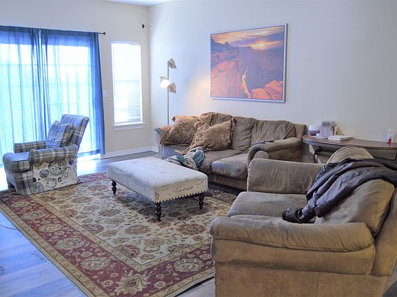5th image of 389 N Belmont Pl #345