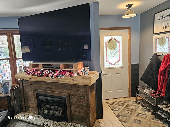 5th image of 3074 Glenrick Ave