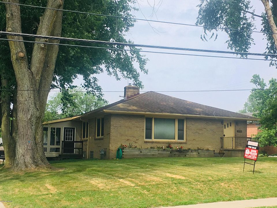 1st image of 2943 Leonard St NW
