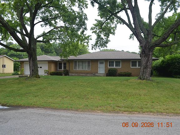 3rd image of 225 Kublick Dr