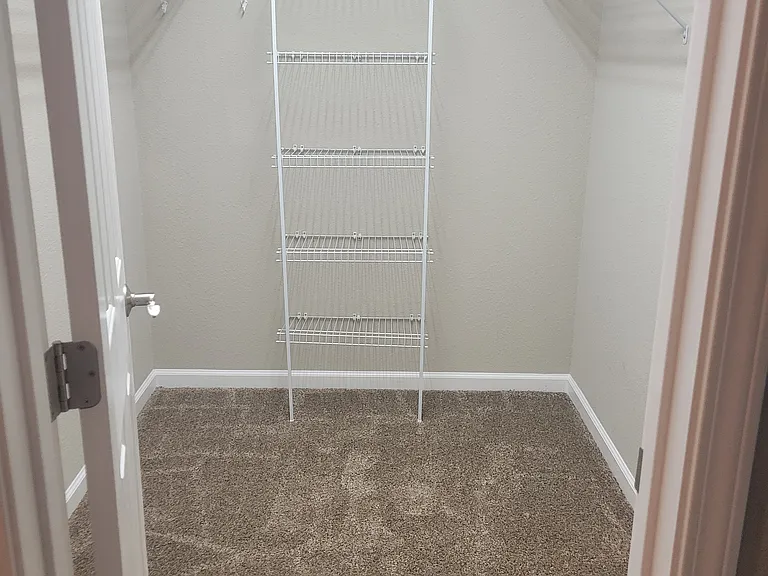 1008 Diamante Dr — Photo 8