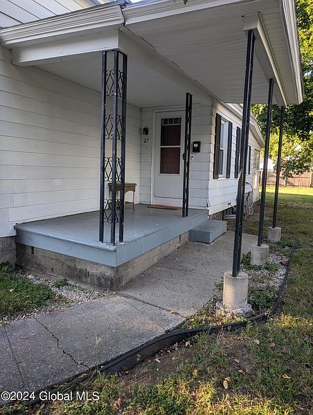 3rd image of 27 3rd Street