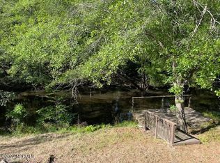 790 River Birch Rd, Burgaw, NC 28425