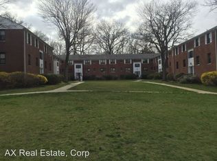 84 Cooper Dr APT 2A, New Rochelle, NY 10801