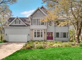 440 E Oak Breeze Dr, Valparaiso, IN 46383