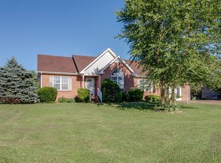 207 Amy Dr, Portland, TN 37148