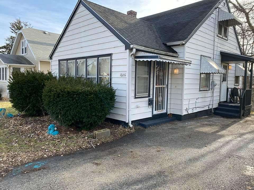 1st image of 1606 Green St