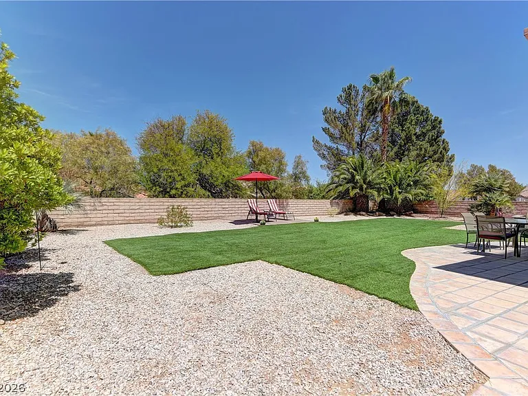 8912 Signal Terrace Dr — Photo 26
