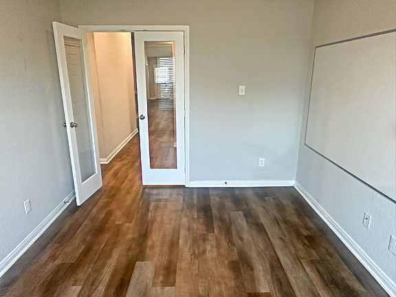 4th image of 6235 Willow Point Blvd