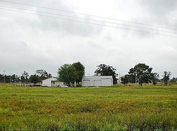 2nd image of 36764 Highway 99a #E